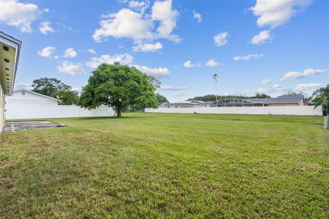548 ROYAL PALM DRIVE, Kissimmee, FL 34743