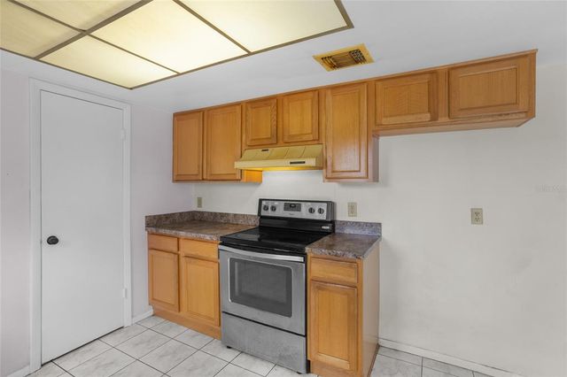 548 ROYAL PALM DRIVE, Kissimmee, FL 34743