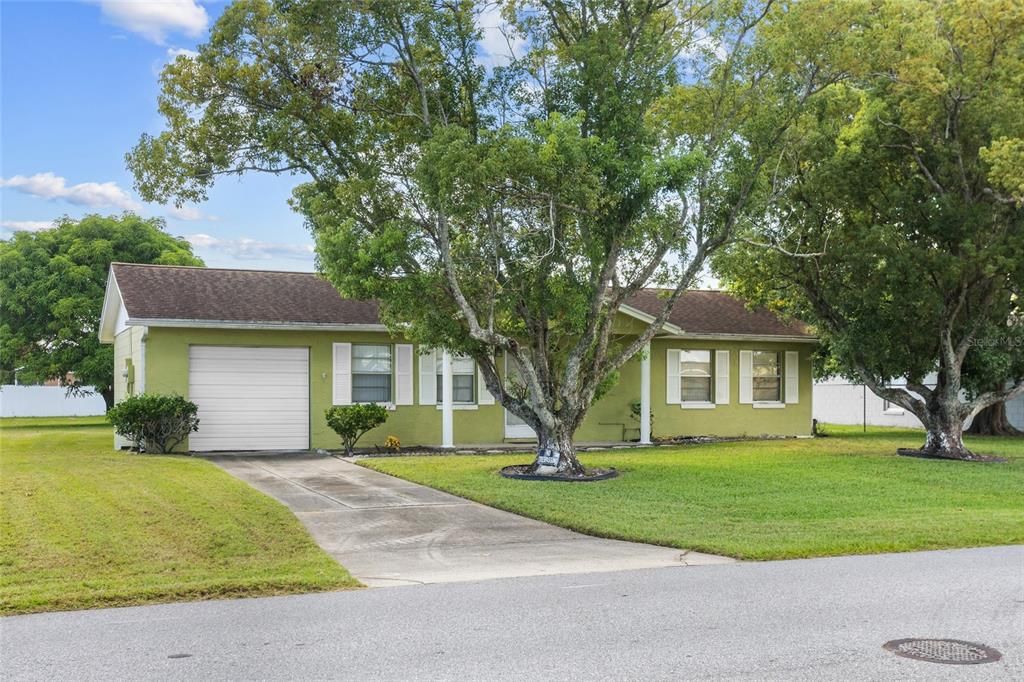 548 ROYAL PALM DRIVE, Kissimmee, FL 34743