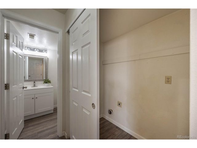 2430 Frontier St, Longmont, CO 80501