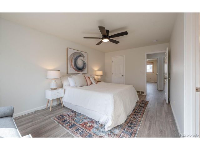 2430 Frontier St, Longmont, CO 80501