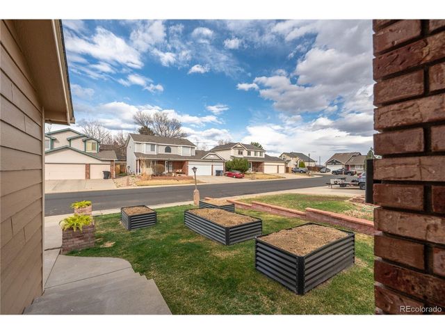 2430 Frontier St, Longmont, CO 80501