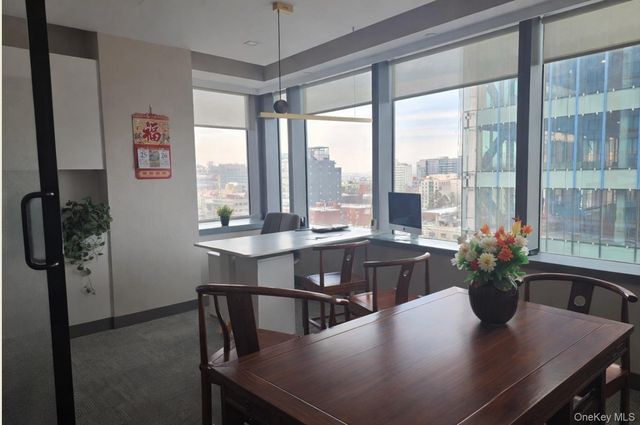 38-08 Union Street 7AA, Flushing, NY 11354