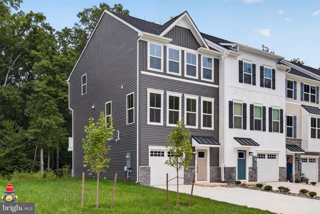 1863 BERGERAC, Newark, DE 19702