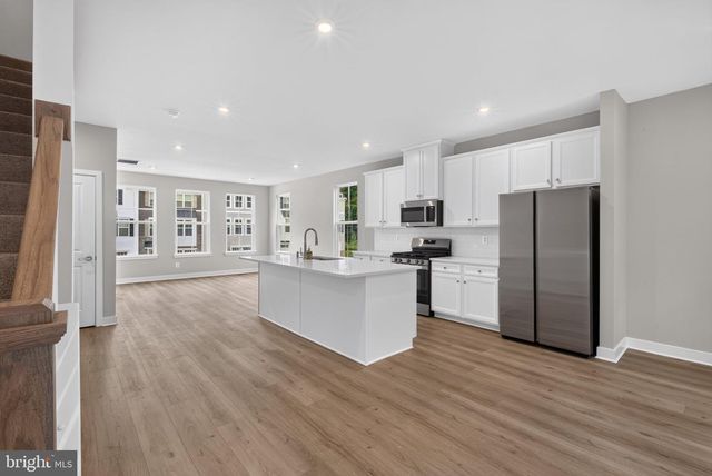 1863 BERGERAC, Newark, DE 19702