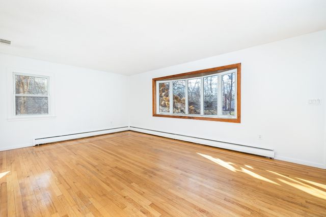 42 Avery Road, Newington, CT 06111