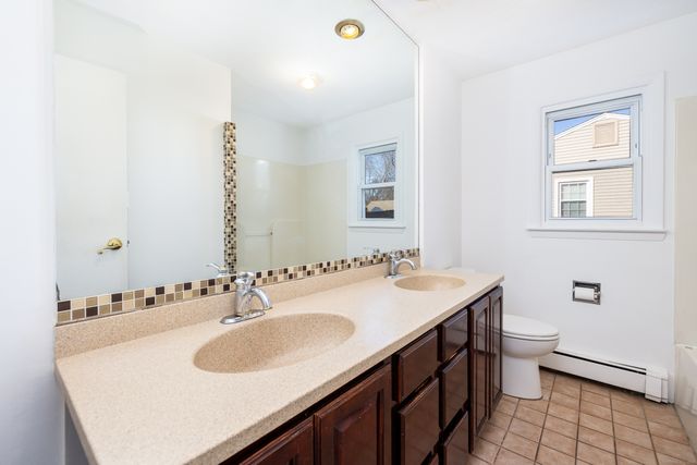 42 Avery Road, Newington, CT 06111