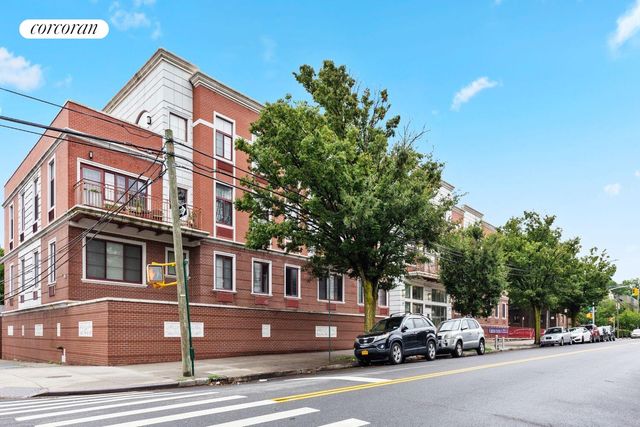2311 21st Ave Apt 3C, New York City, NY 11105