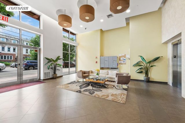 2311 21st Ave Apt 3C, New York City, NY 11105