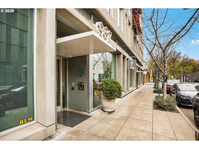 937 Nw GLISAN St 336, Portland, OR 97209