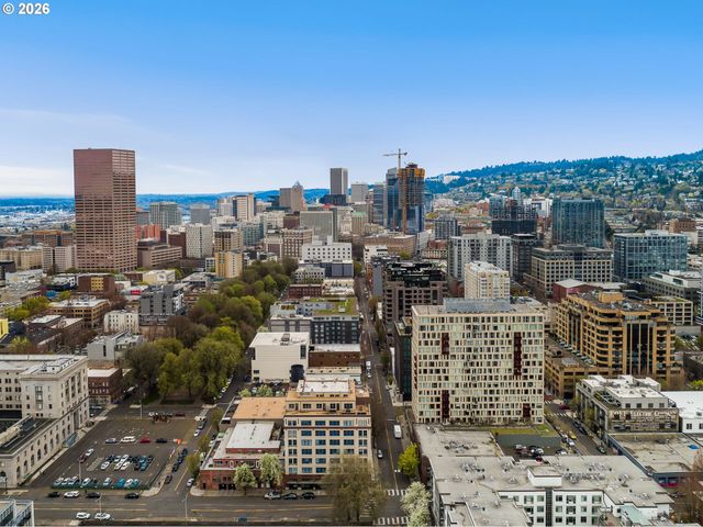 937 Nw GLISAN St 336, Portland, OR 97209