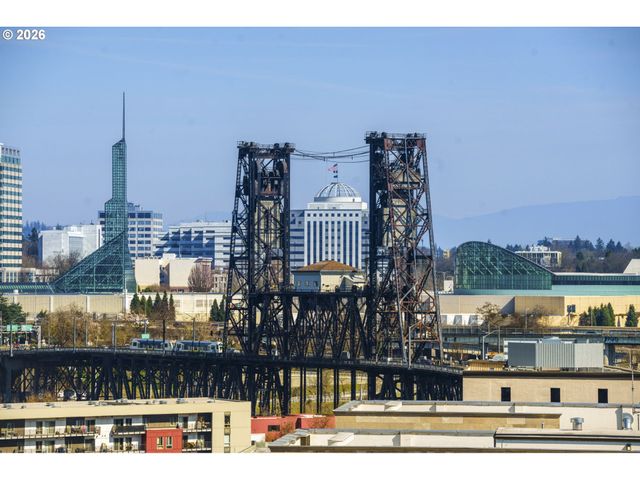 937 Nw GLISAN St 336, Portland, OR 97209