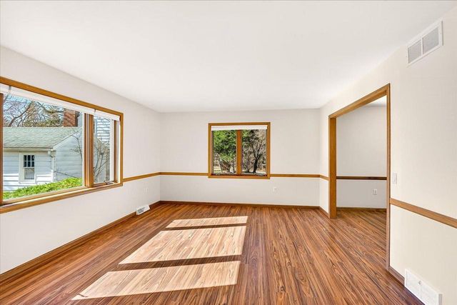 1606 Capital Avenue, Madison, WI 53705