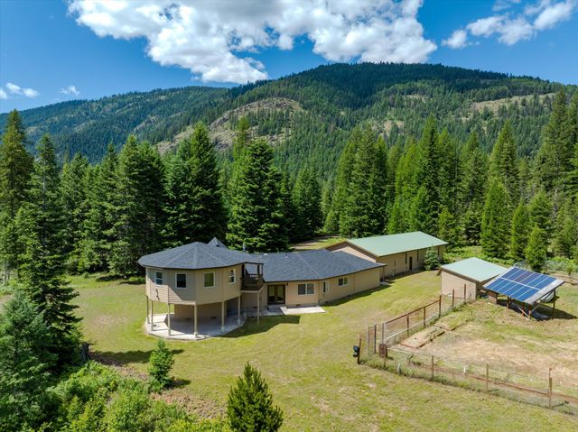 439 Dasios Road, Troy, MT 59935