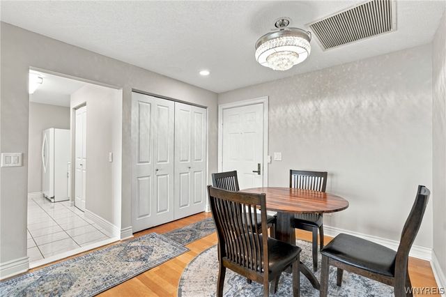 505 Admirals Walk 505, Buffalo, NY 14202