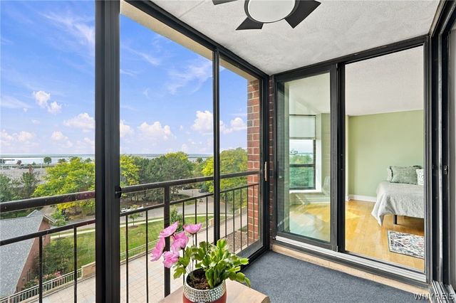505 Admirals Walk 505, Buffalo, NY 14202