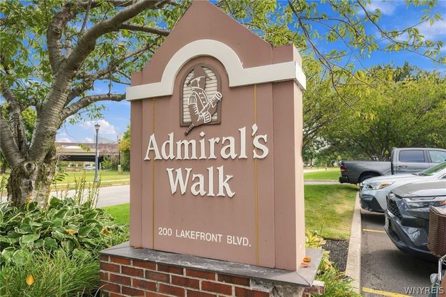 505 Admirals Walk 505, Buffalo, NY 14202