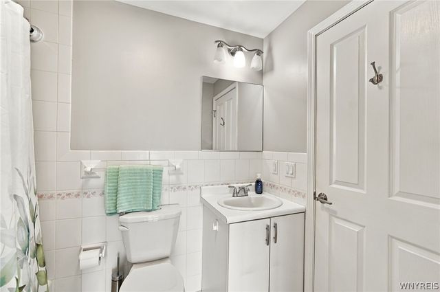 505 Admirals Walk 505, Buffalo, NY 14202