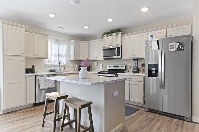 5524 SWEETGUM CIR, Columbia, MO 65202