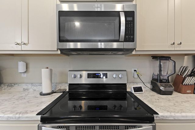 5524 SWEETGUM CIR, Columbia, MO 65202