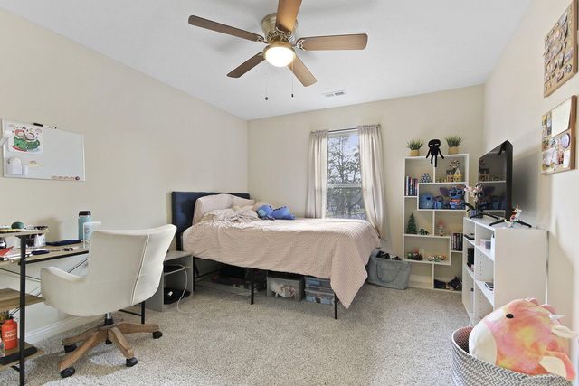 5524 SWEETGUM CIR, Columbia, MO 65202