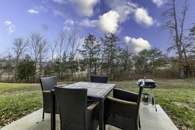 5524 SWEETGUM CIR, Columbia, MO 65202