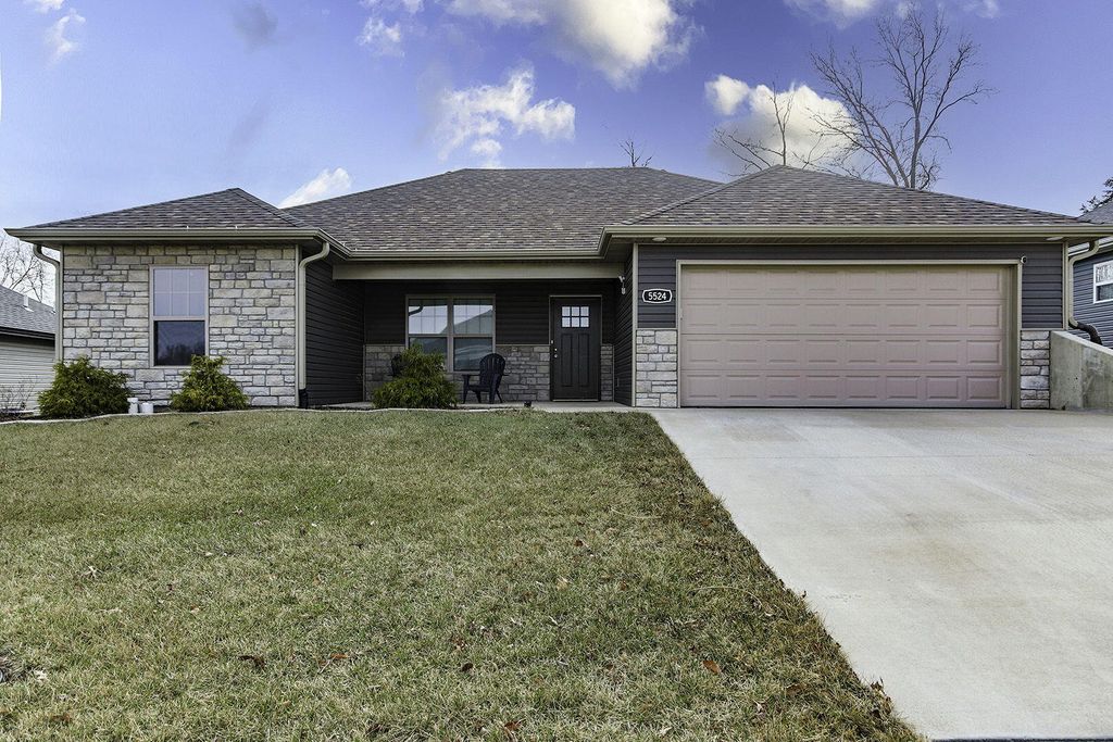 5524 SWEETGUM CIR, Columbia, MO 65202
