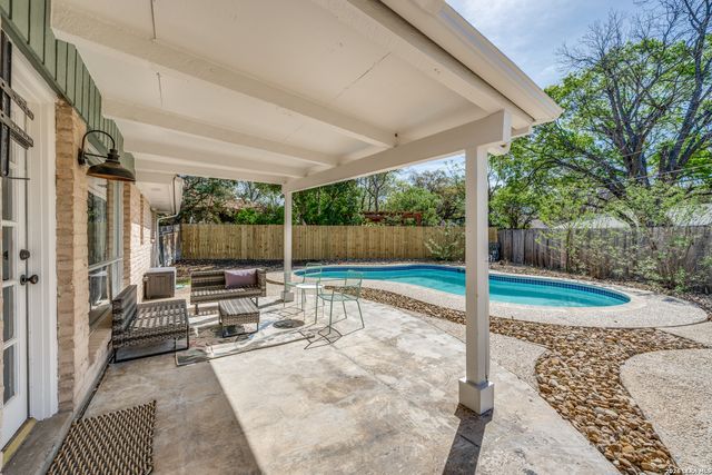 626 Moorside, Windcrest, TX 78239