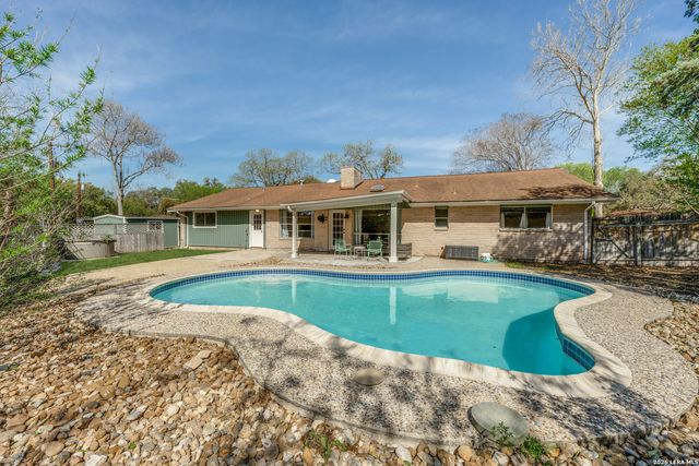 626 Moorside, Windcrest, TX 78239