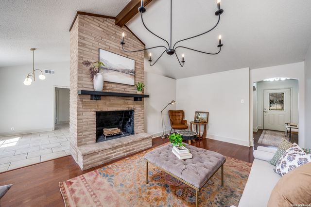 626 Moorside, Windcrest, TX 78239