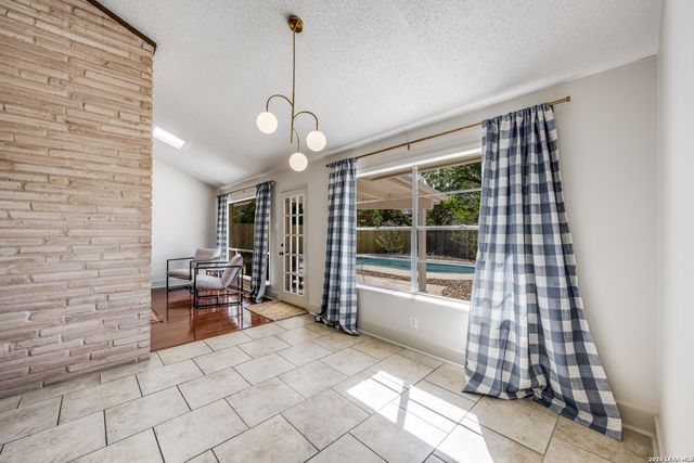 626 Moorside, Windcrest, TX 78239