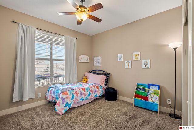 15809 Young Circle, Bennington, NE 68007