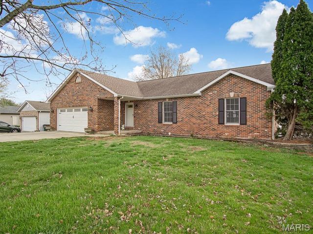 454 Mary Drive, Waterloo, IL 62298