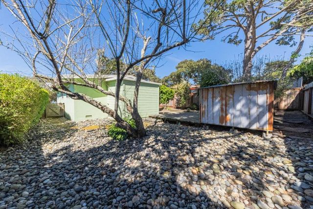 1227 Shafter Avenue, Pacific Grove, CA 93950