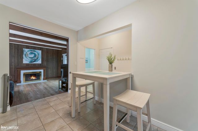 7741 Rauschelbach Street, Utica, MI 48317