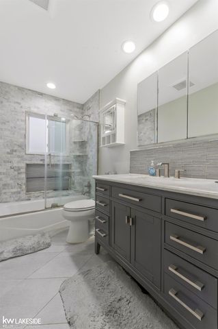 7741 Rauschelbach Street, Utica, MI 48317