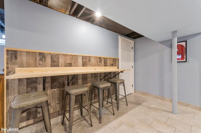 7741 Rauschelbach Street, Utica, MI 48317