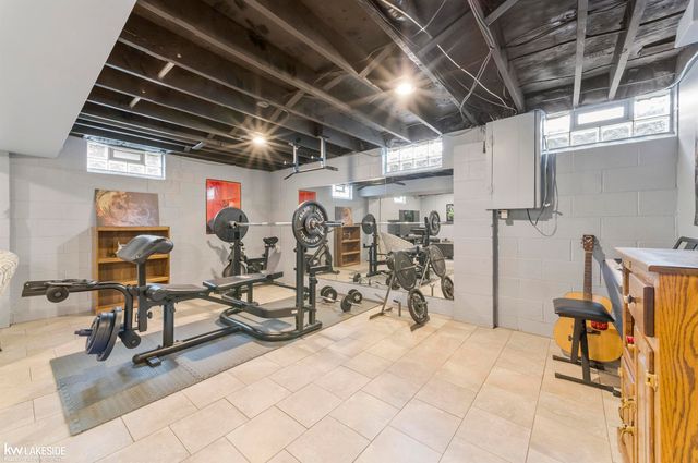 7741 Rauschelbach Street, Utica, MI 48317