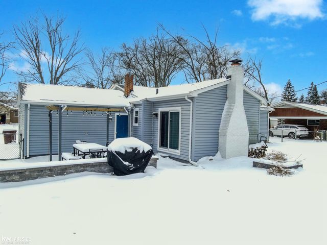 7741 Rauschelbach Street, Utica, MI 48317