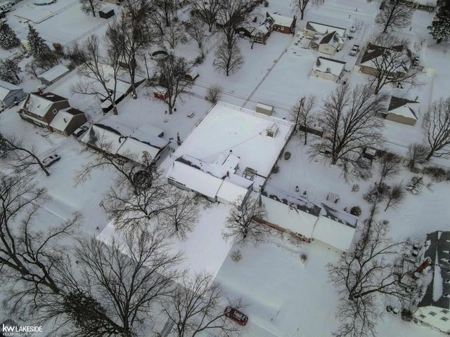 7741 Rauschelbach Street, Utica, MI 48317