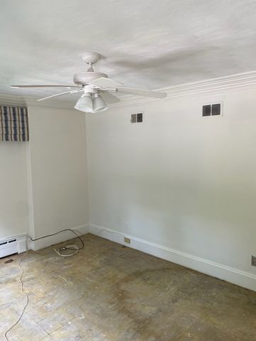 846 Walnut St 1, Newton, MA 02459