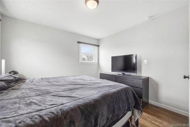 2809 Heather Avenue, Medford, NY 11763