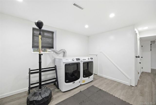 2809 Heather Avenue, Medford, NY 11763