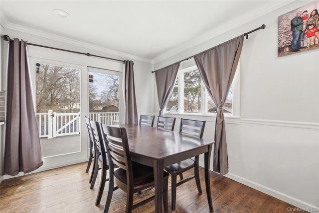 2809 Heather Avenue, Medford, NY 11763