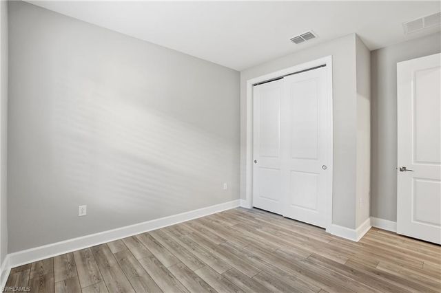 20060 Kingmont DR, Estero, FL 33928