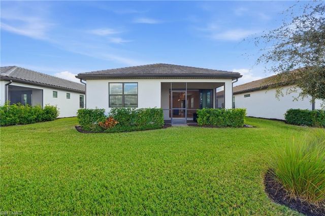 20060 Kingmont DR, Estero, FL 33928