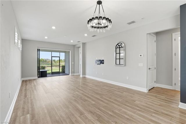 20060 Kingmont DR, Estero, FL 33928