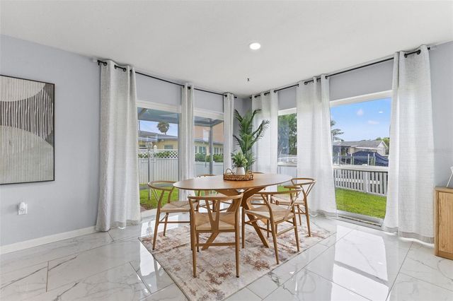4000 14TH WAY NE, St Petersburg, FL 33703