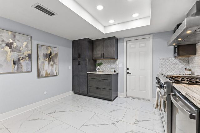 4000 14TH WAY NE, St Petersburg, FL 33703