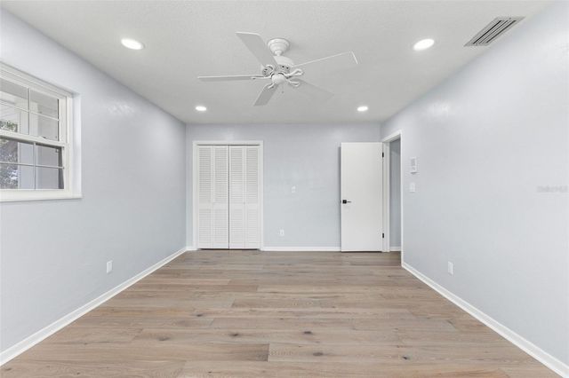 4000 14TH WAY NE, St Petersburg, FL 33703